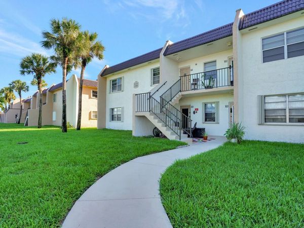 130 Lake Meryl Drive, Unit 226, West Palm Beach, FL 33411