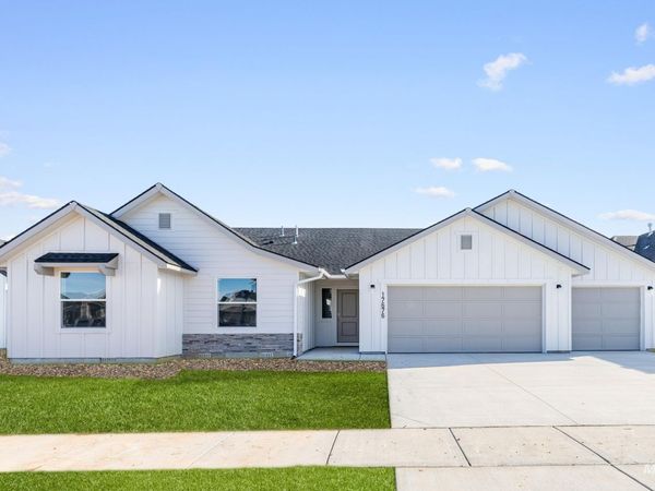 17676 N Boone Peak Ave, Nampa, ID 83687