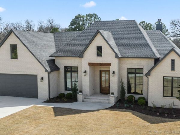 25672 E 166th Street, Coweta, OK 74429