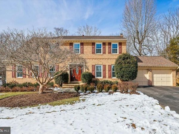 9825 KORMAN COURT, POTOMAC, MD 20854