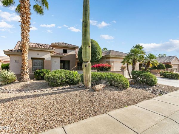 16238 W SANDIA PARK Drive, Surprise, AZ 85374