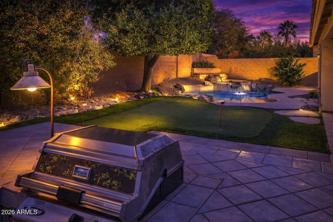 14529 N 99TH Street Scottsdale, AZ 85260