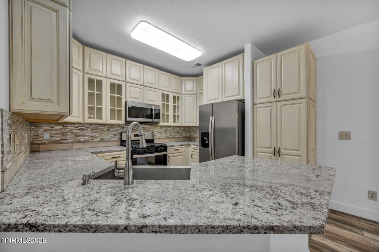 9470 Stoney Creek Way, Reno, NV 89506 Photo