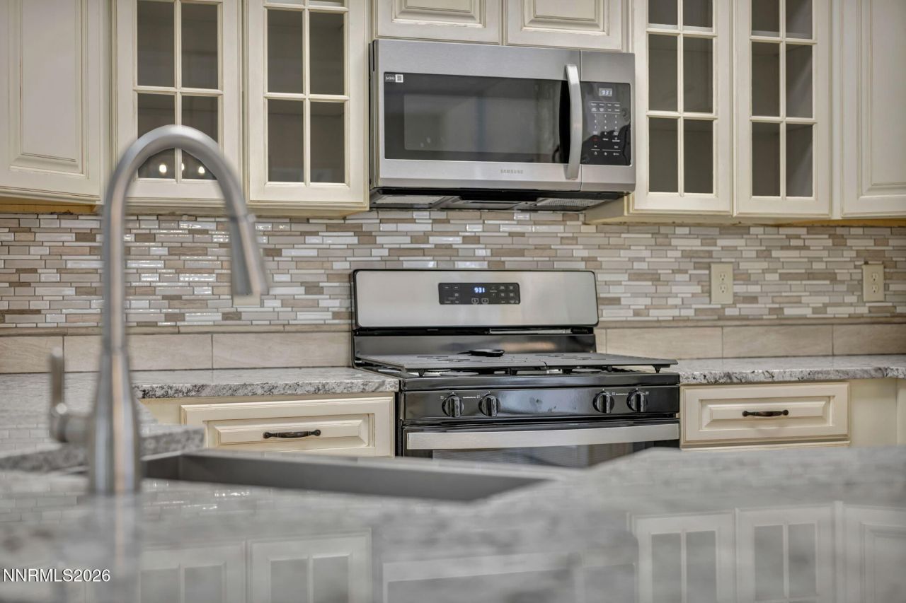 9470 Stoney Creek Way, Reno, NV 89506 Photo