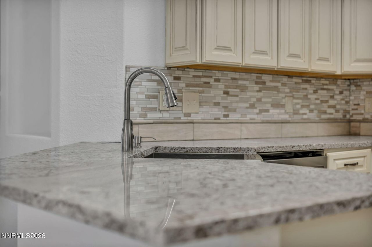 9470 Stoney Creek Way, Reno, NV 89506 Photo