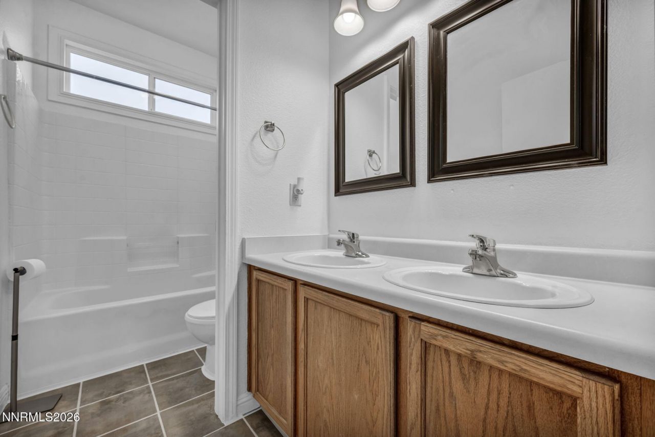 9470 Stoney Creek Way, Reno, NV 89506 Photo