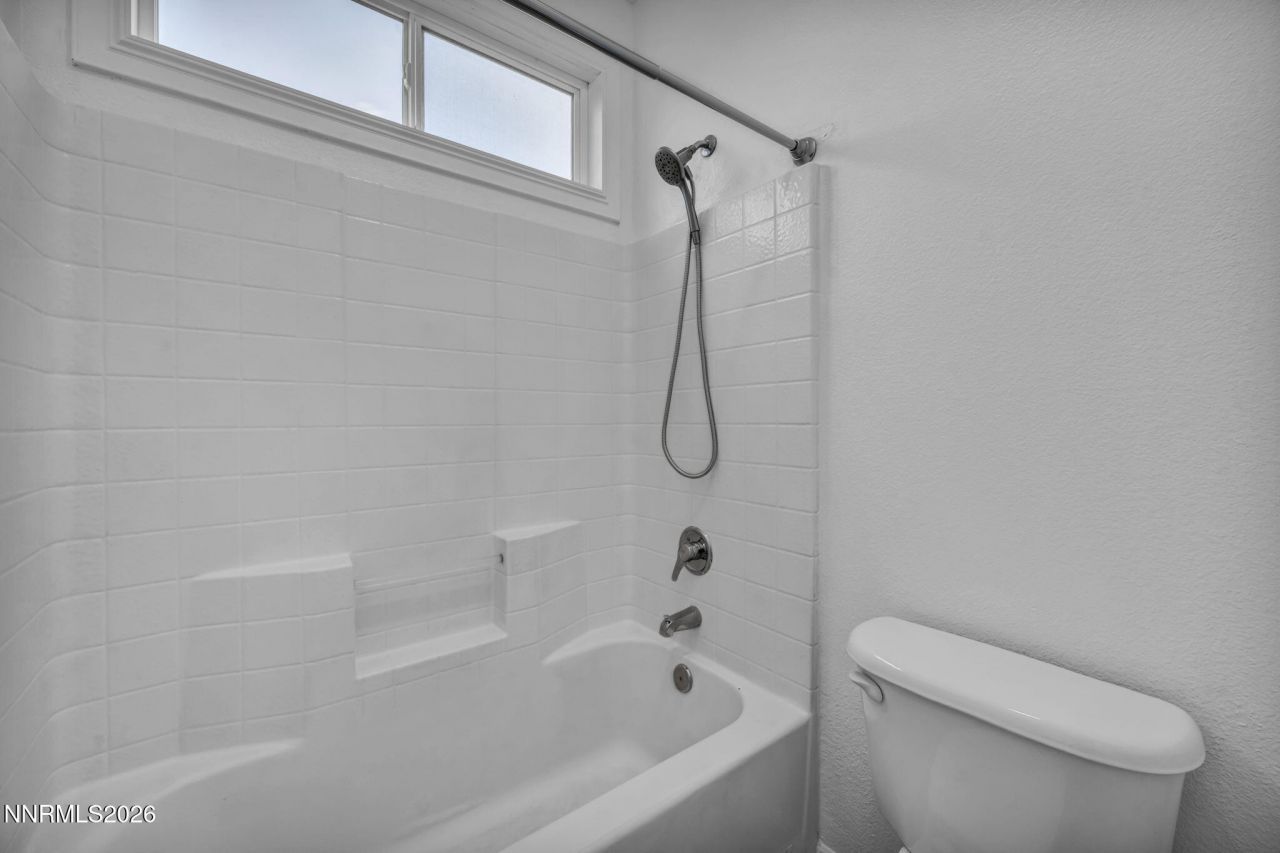 9470 Stoney Creek Way, Reno, NV 89506 Photo