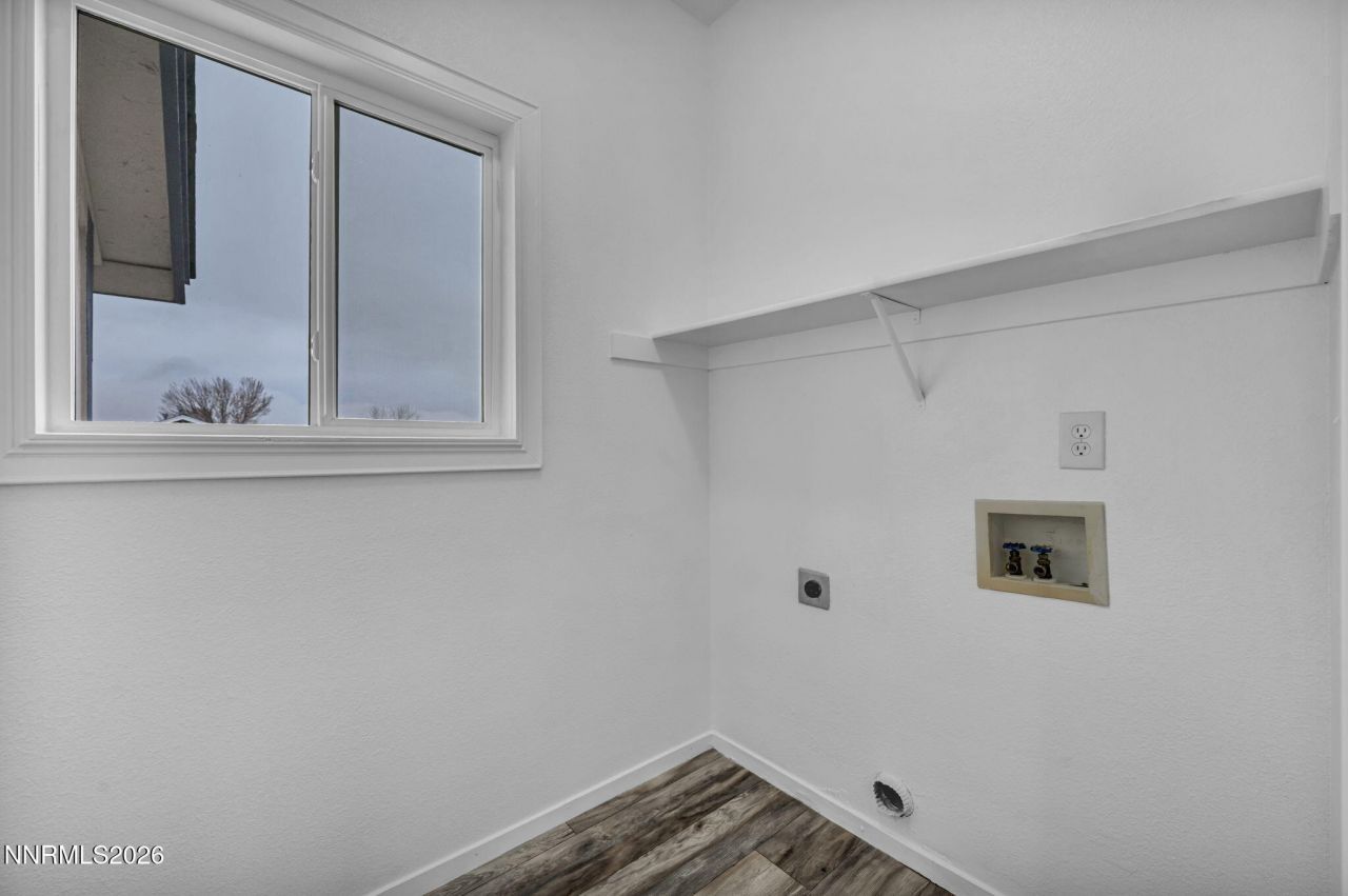 9470 Stoney Creek Way, Reno, NV 89506 Photo