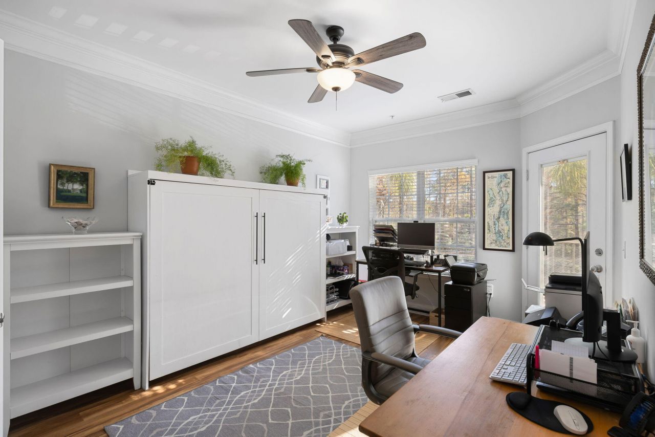 1409 Basildon Road Photo 13