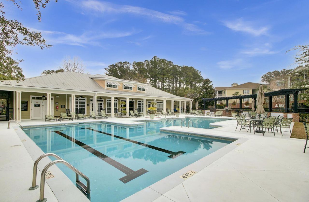 1409 Basildon Road Photo 18