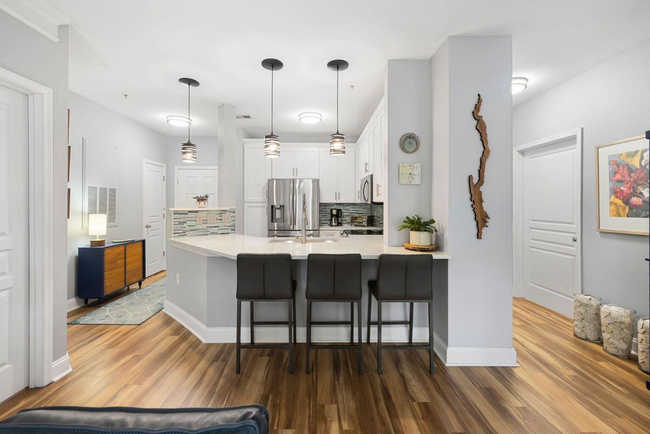 1409 Basildon Road Photo 4