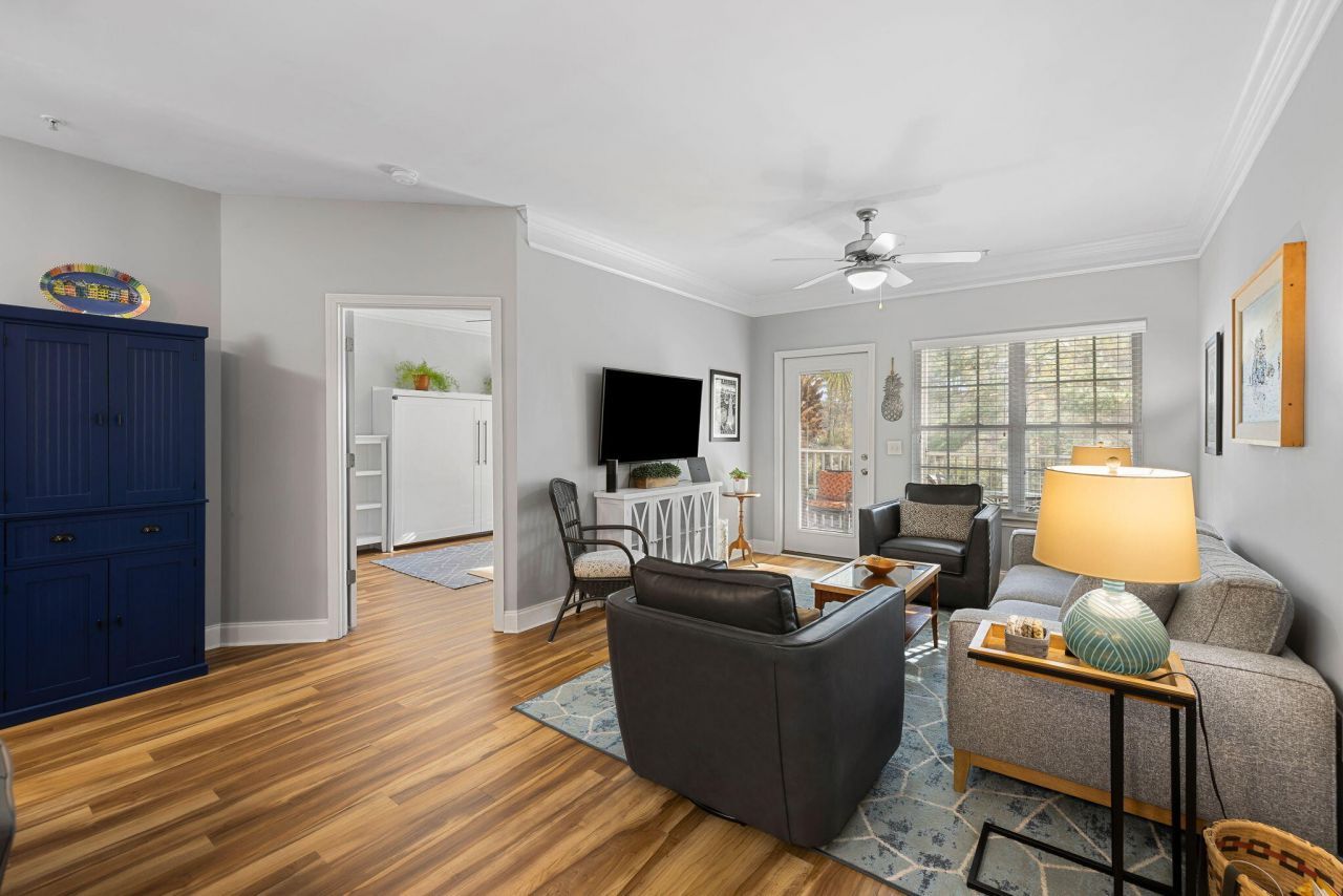 1409 Basildon Road Photo 5