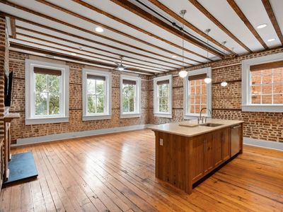 125 Meeting Street, Unit D, Charleston, SC 29401