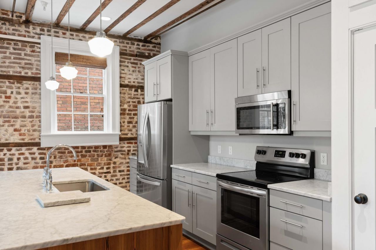 125 Meeting Street Photo 19