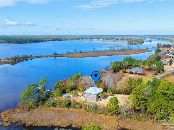 4321 Jelinek Dr, Milton, FL 32583