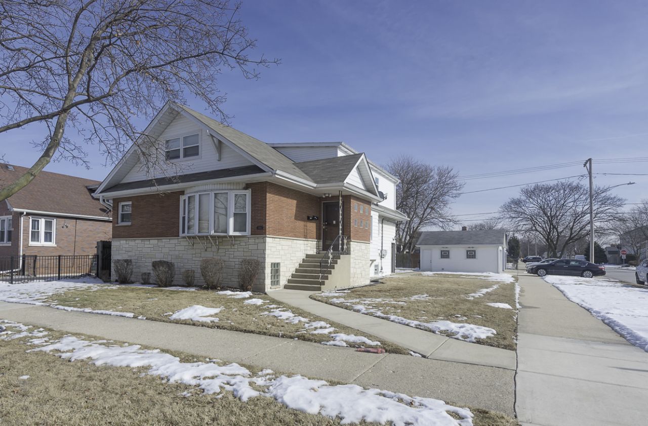 1103 N 15th Avenue, Melrose Park, IL 60160
