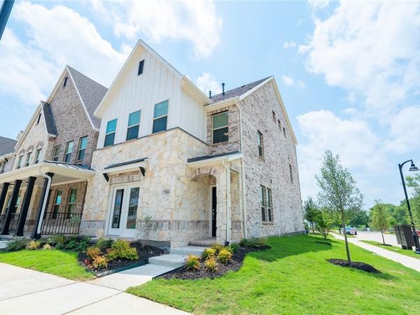 7800 Manilla Drive, Rowlett, TX 75088