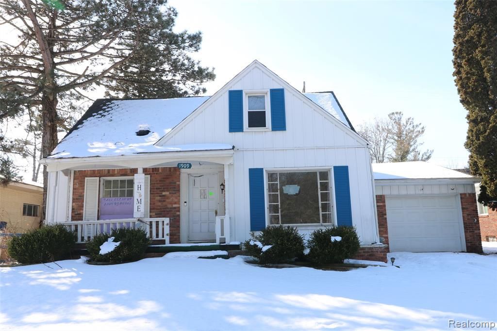 1909 Welch Boulevard, Flint, MI 48504 Main Photo