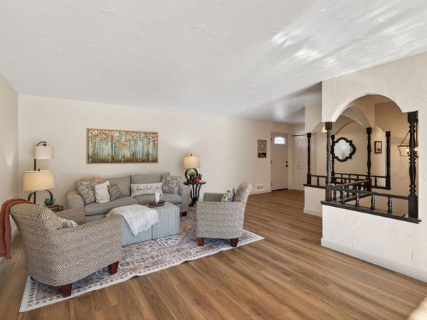 2803 Loop Road S, Burnsville, MN 55306