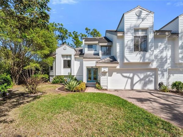 27008 Oakwood Lake DR, BONITA SPRINGS, FL 34134