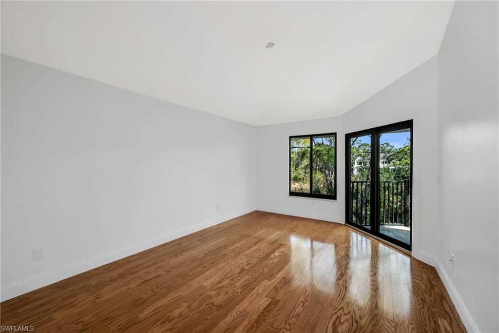 27008 Oakwood Lake Dr, Bonita Springs, FL 34134 Photo