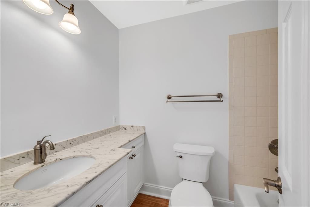 27008 Oakwood Lake Dr, Bonita Springs, FL 34134 Photo