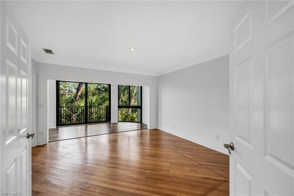 27008 Oakwood Lake Dr, Bonita Springs, FL 34134 Photo