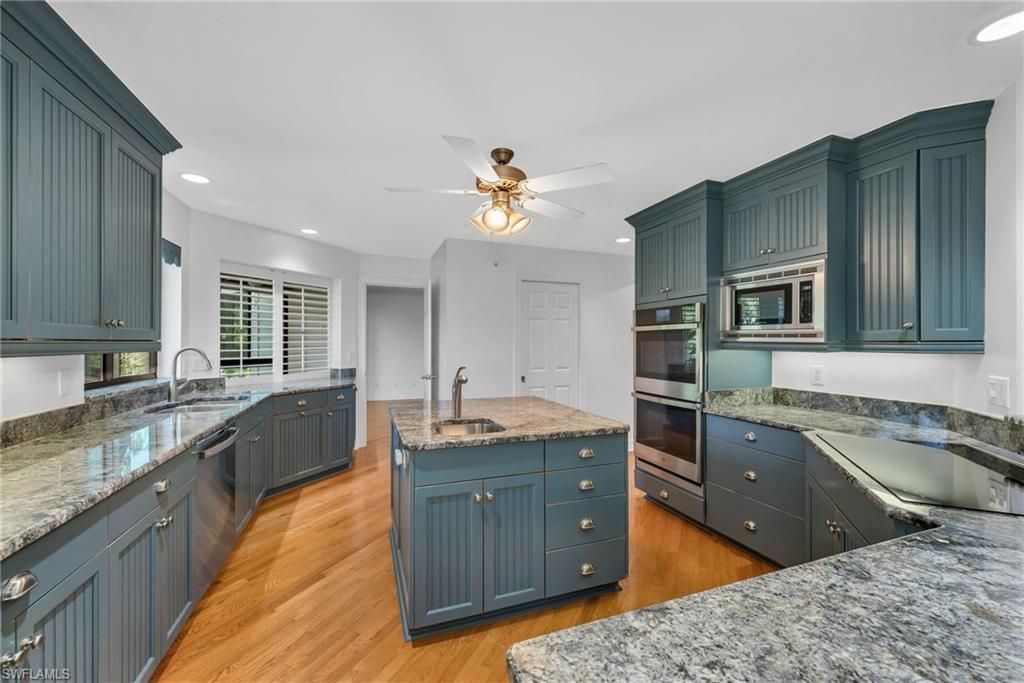 27008 Oakwood Lake Dr, Bonita Springs, FL 34134 Photo