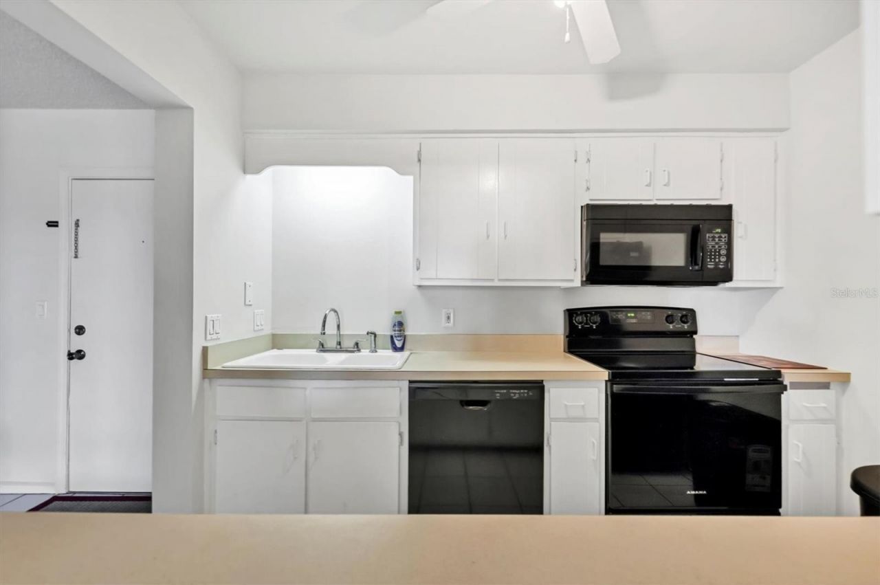 5503 Fountain Lake Circle, Unit A204, Bradenton, FL 34207 Photo