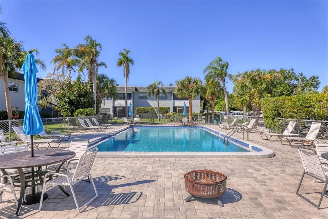 5503 Fountain Lake Circle, Unit A204, Bradenton, FL 34207 Photo