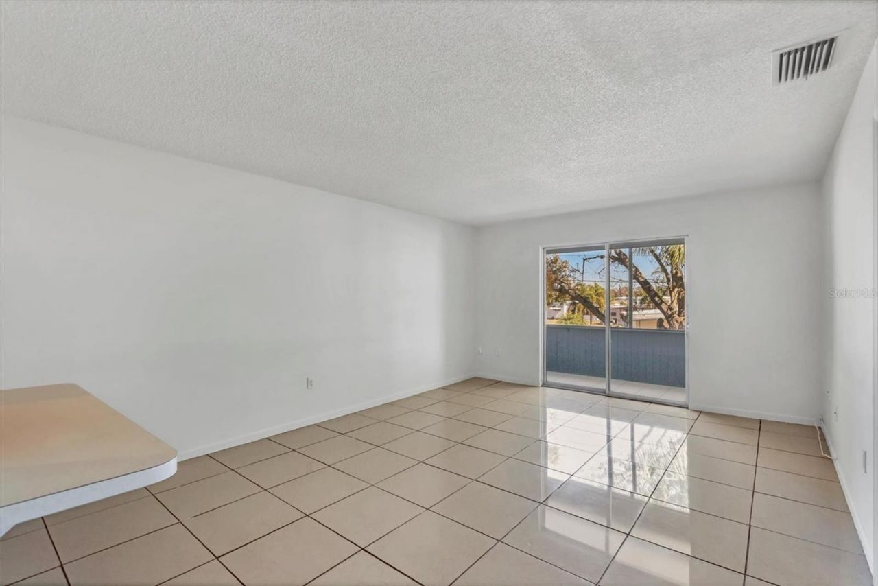 5503 Fountain Lake Circle, Unit A204, Bradenton, FL 34207 Photo