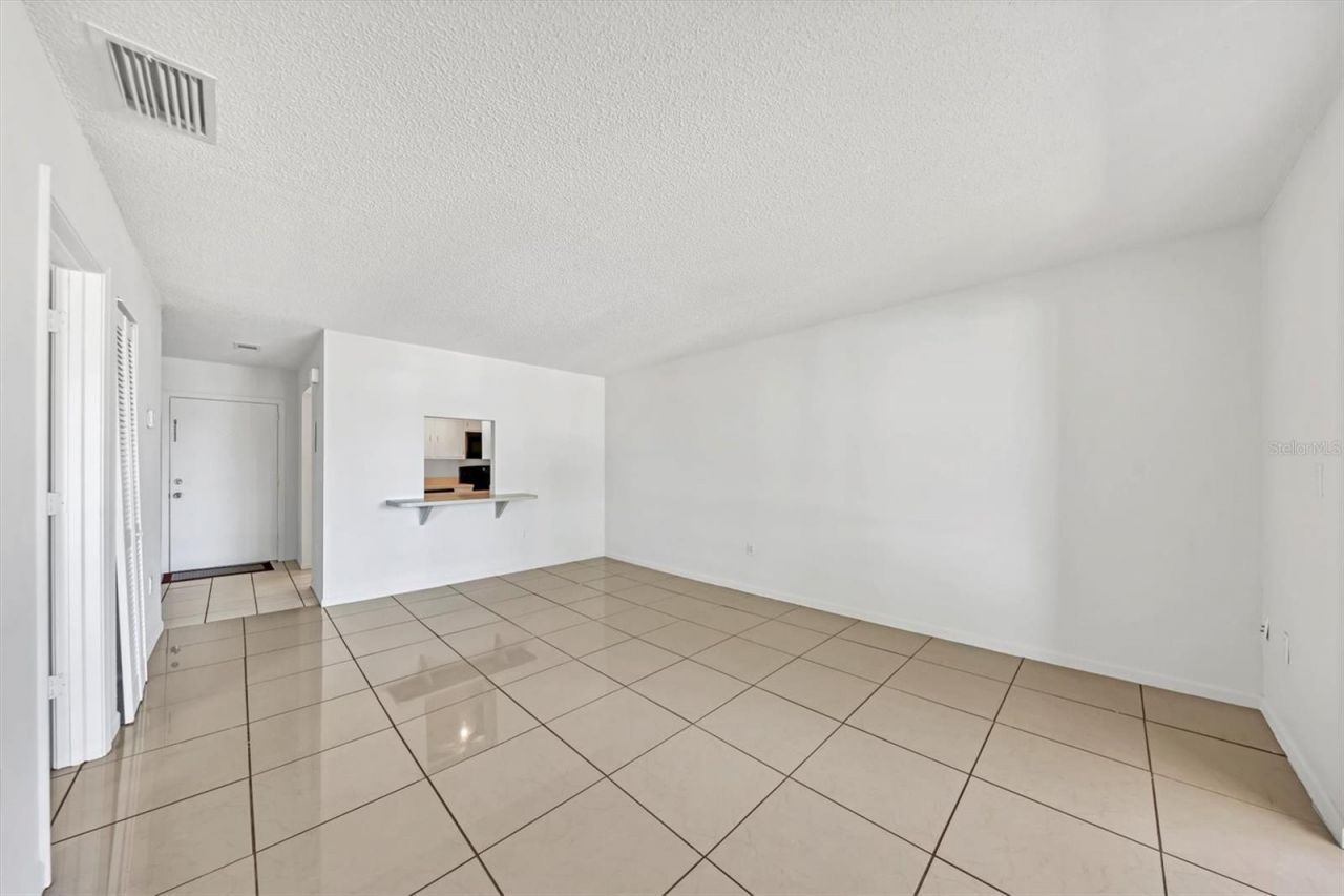 5503 Fountain Lake Circle, Unit A204, Bradenton, FL 34207 Photo