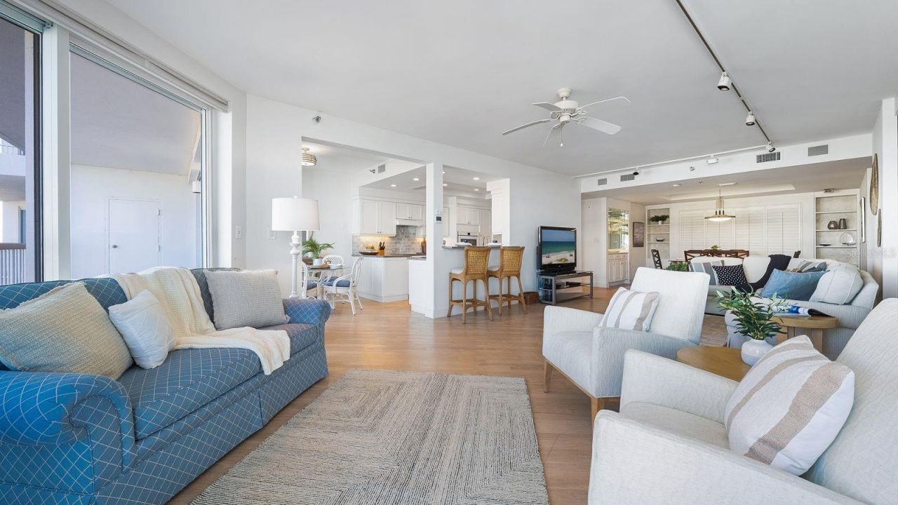 455 Longboat Club Road, Unit 707, Longboat Key, FL 34228 Photo