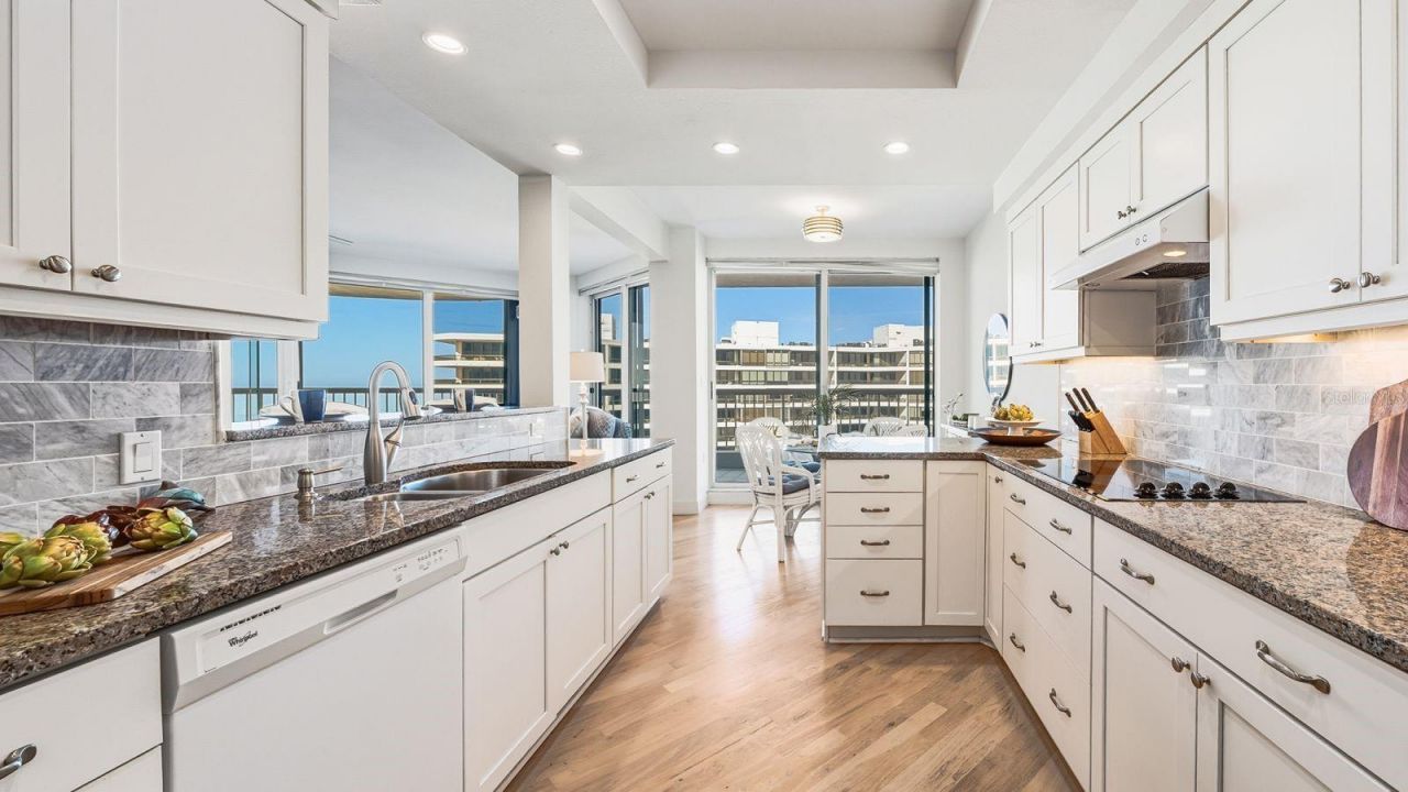 455 Longboat Club Road, Unit 707, Longboat Key, FL 34228 Photo