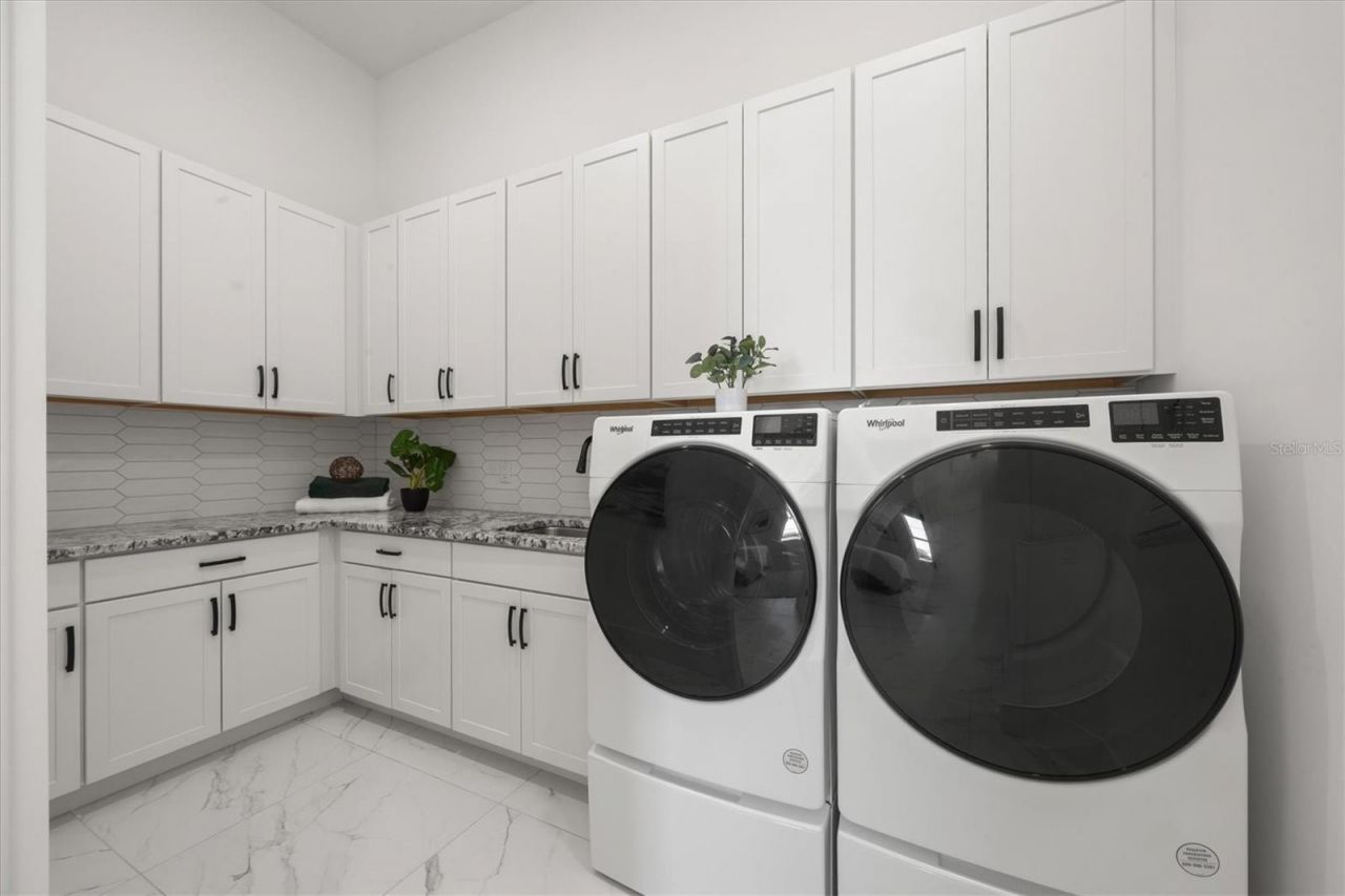 624 Blue Shell Loop, Sarasota, FL 34240 Photo