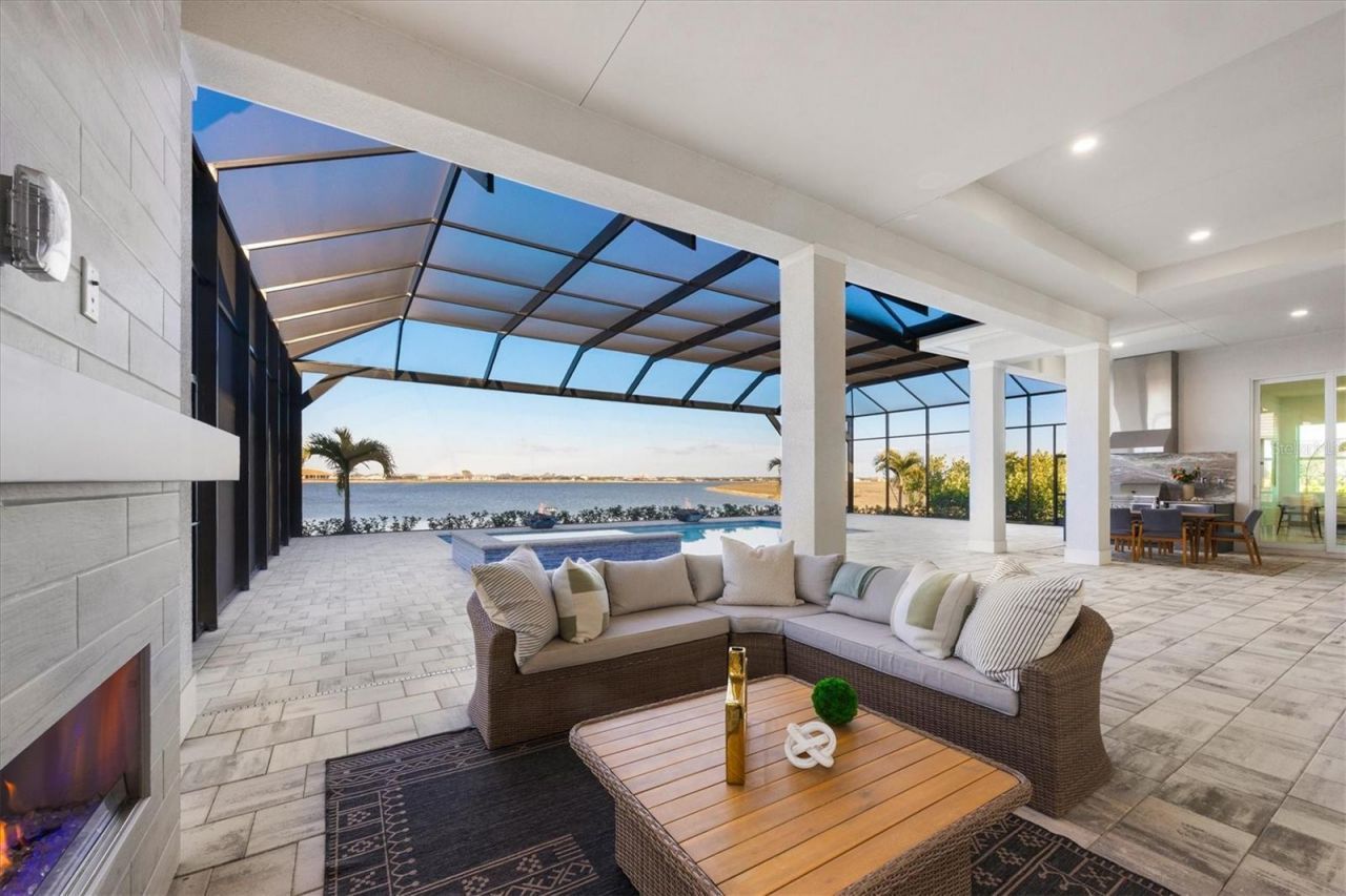 624 Blue Shell Loop, Sarasota, FL 34240 Photo