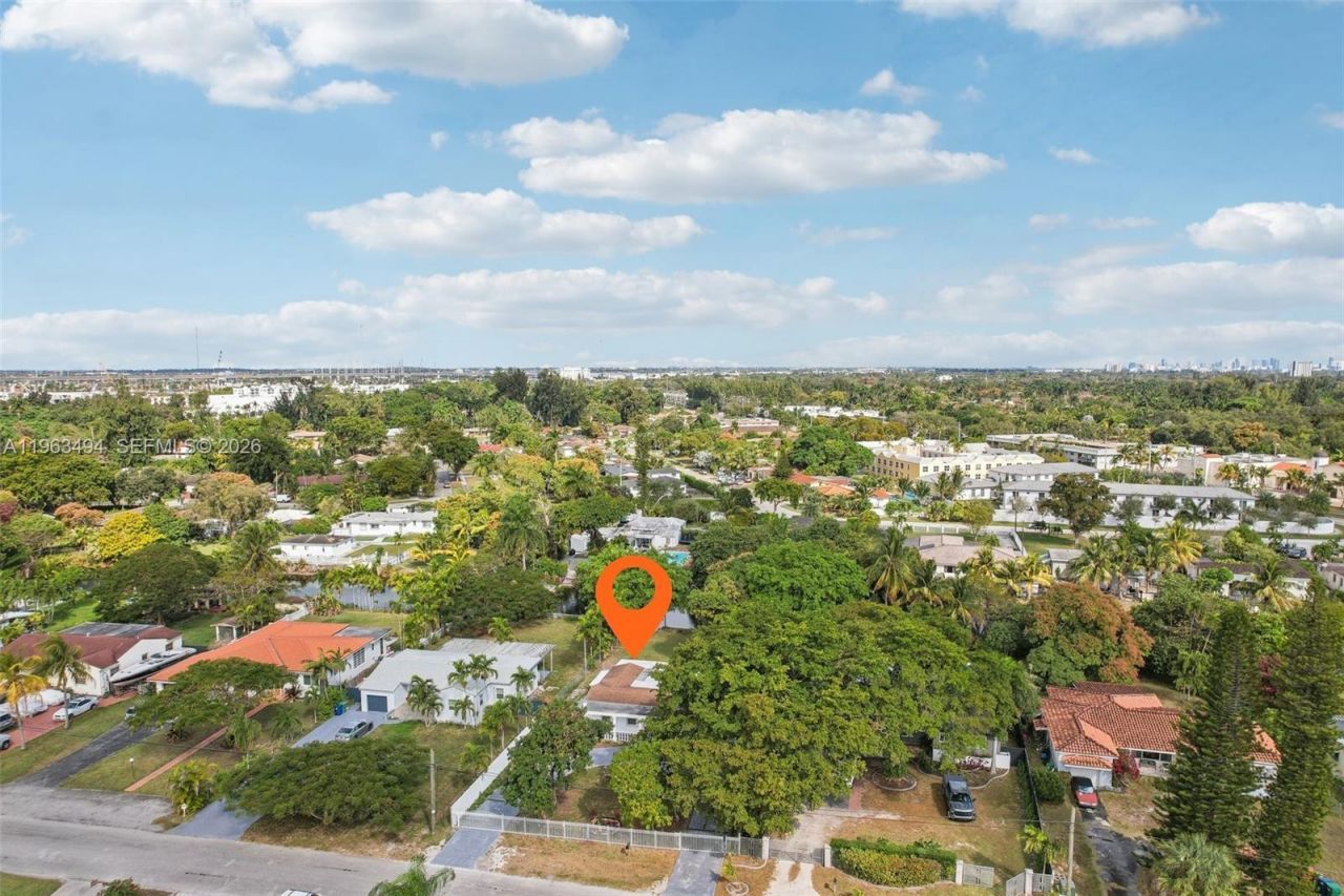 299 S Biscayne River Dr , Miami, FL 33169 Photo