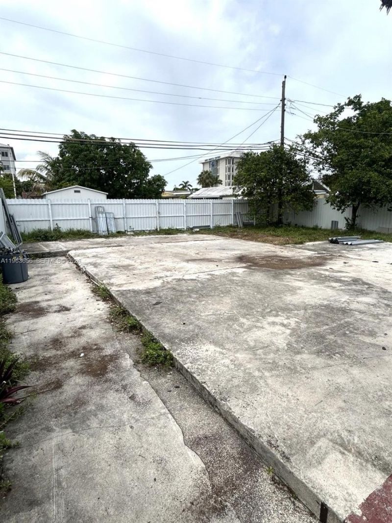 533 E 23rd St, Hialeah, FL 33013 Photo