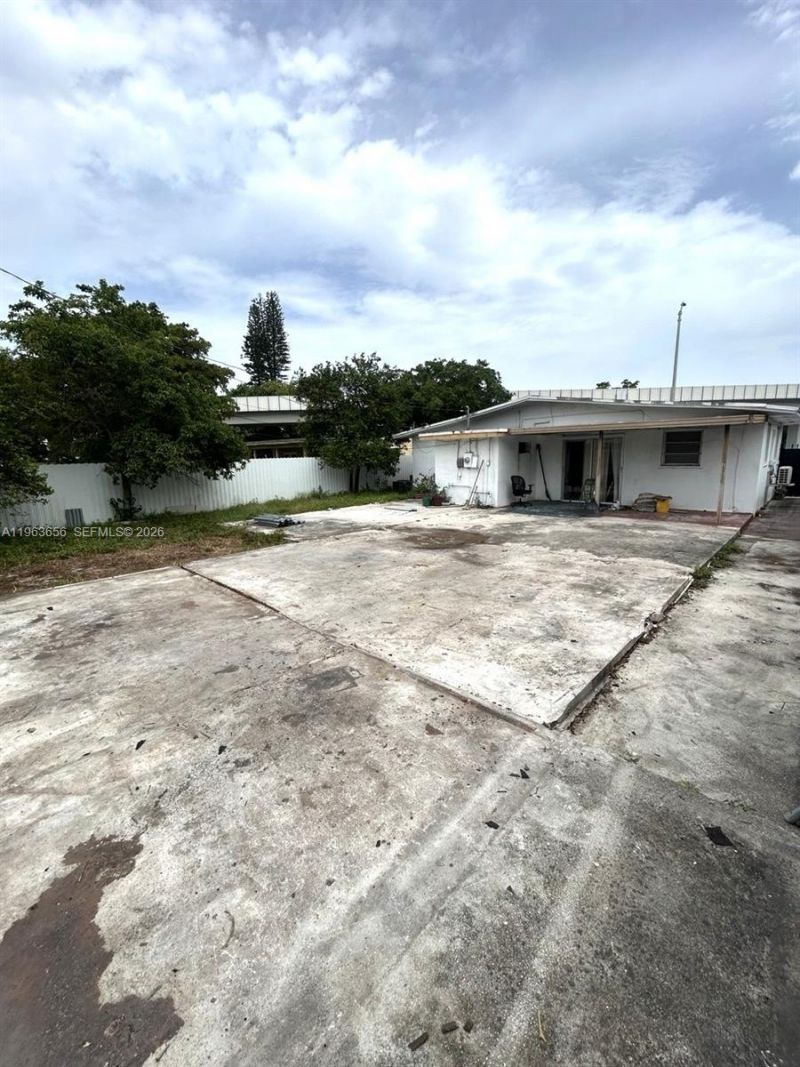 533 E 23rd St, Hialeah, FL 33013 Photo