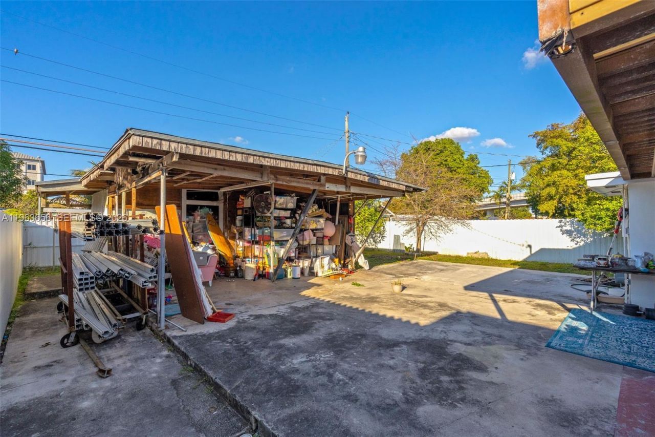 533 E 23rd St, Hialeah, FL 33013 Photo