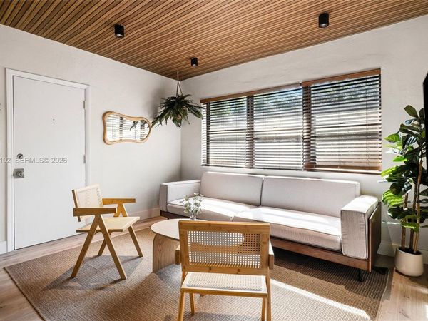 1275 Marseille Dr, Unit 42, Miami Beach, FL 33141