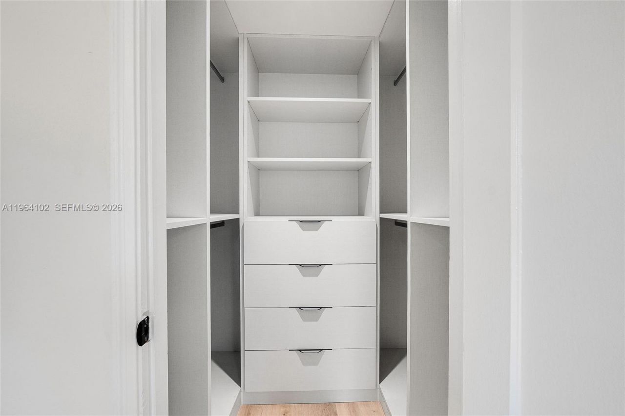 1275 Marseille Dr, Unit 42, Miami Beach, FL 33141 Photo