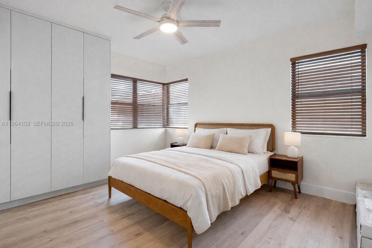 1275 Marseille Dr, Unit 42, Miami Beach, FL 33141 Photo