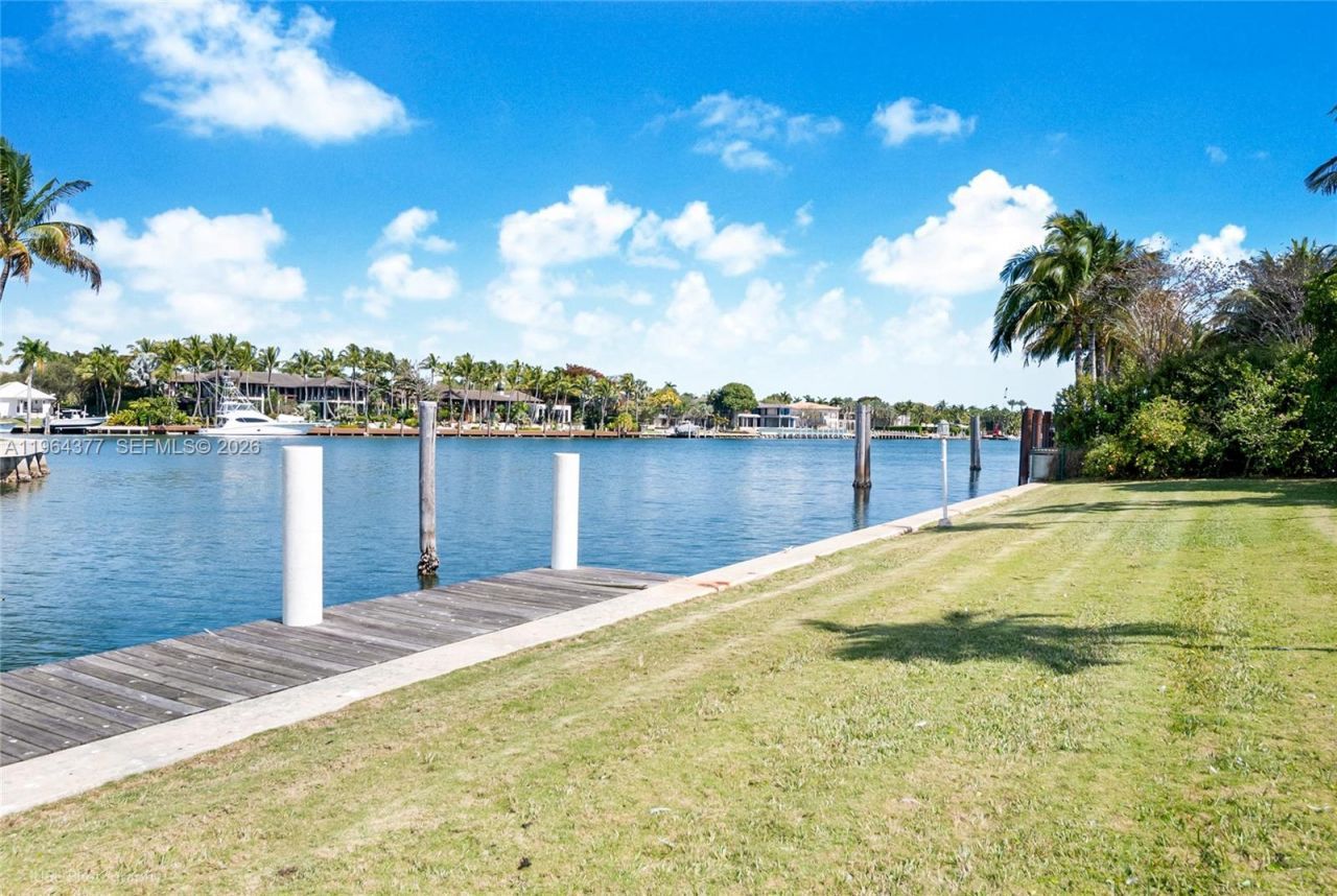 641 Reinante Ave, Coral Gables, FL 33156 Photo