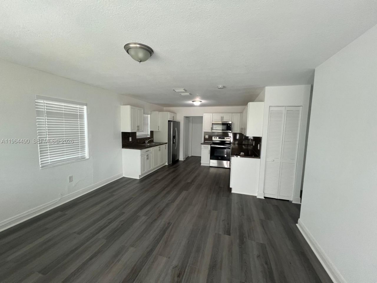 2561 NW 18th Ct, Fort Lauderdale, FL 33311 Photo