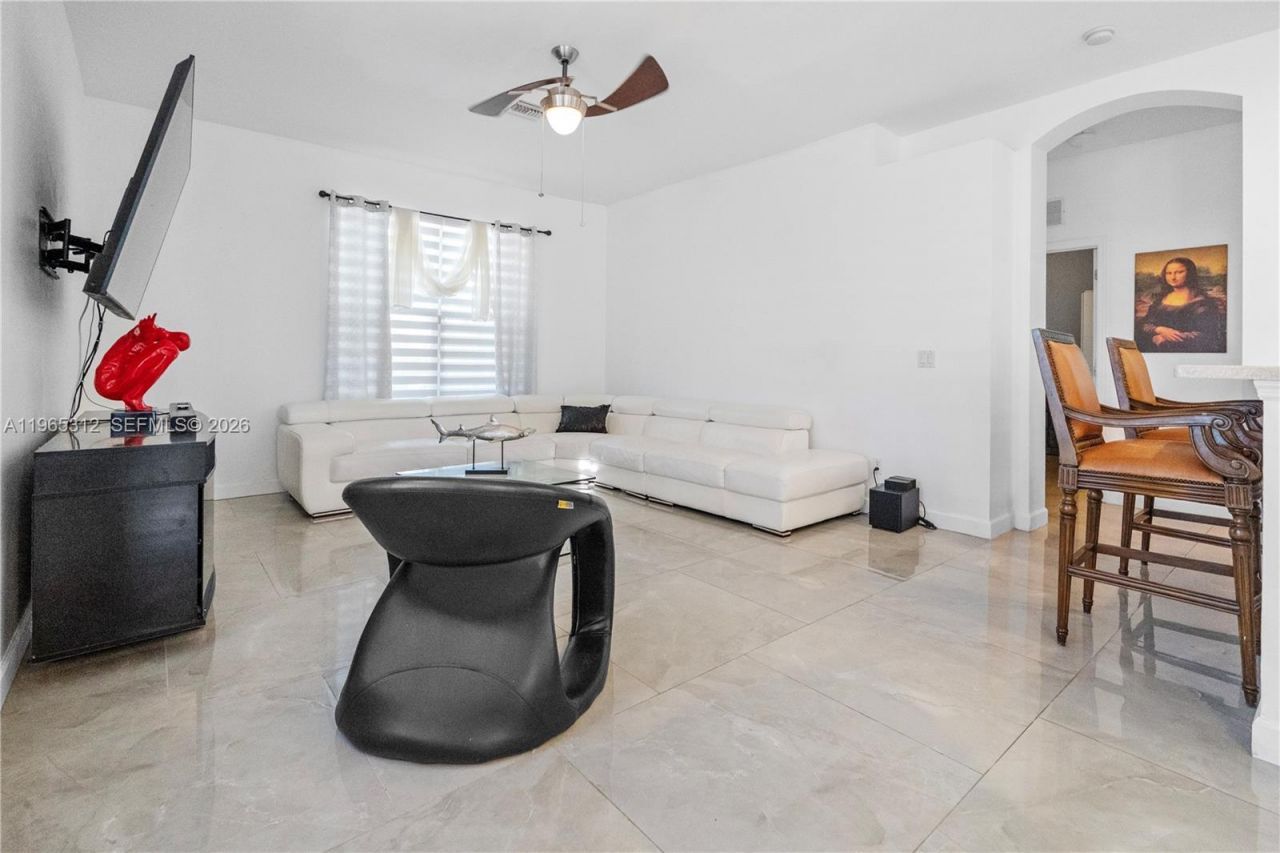 2025 NW 7th Ter, Cape Coral, FL 33993 Photo