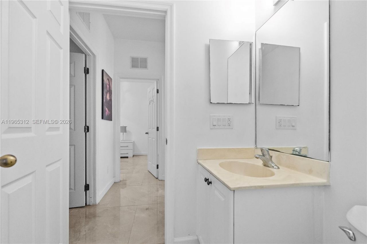 2025 NW 7th Ter, Cape Coral, FL 33993 Photo