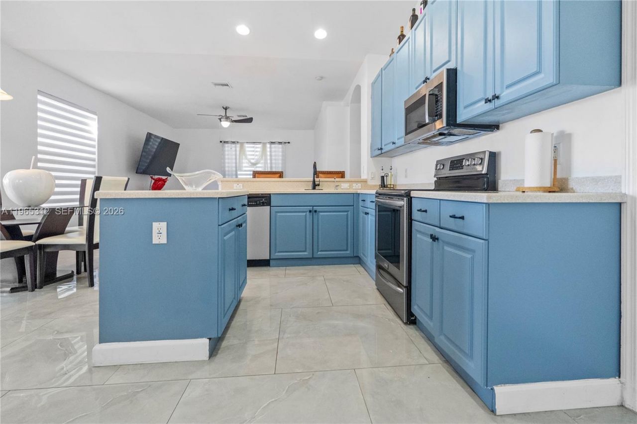 2025 NW 7th Ter, Cape Coral, FL 33993 Photo
