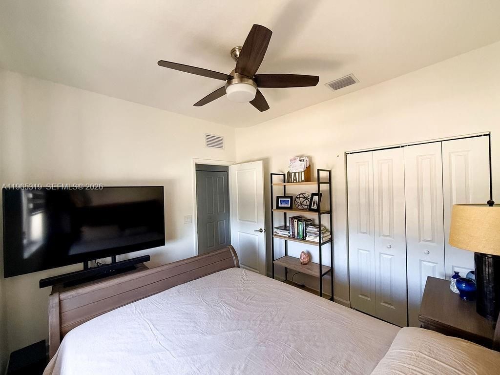 20917 NE 8th Ave, Miami, FL 33179 Photo