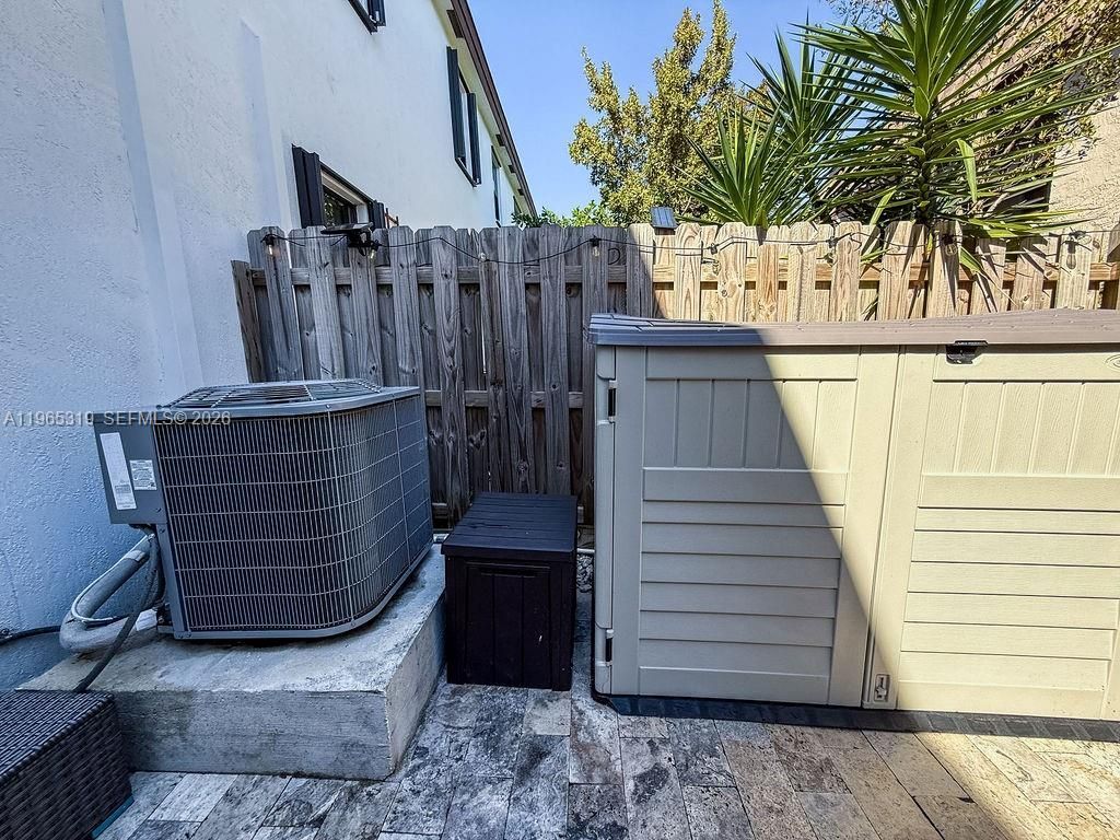 20917 NE 8th Ave, Miami, FL 33179 Photo